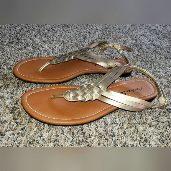 American Eagle| Gladiator Sandals - Picture 2 of 5